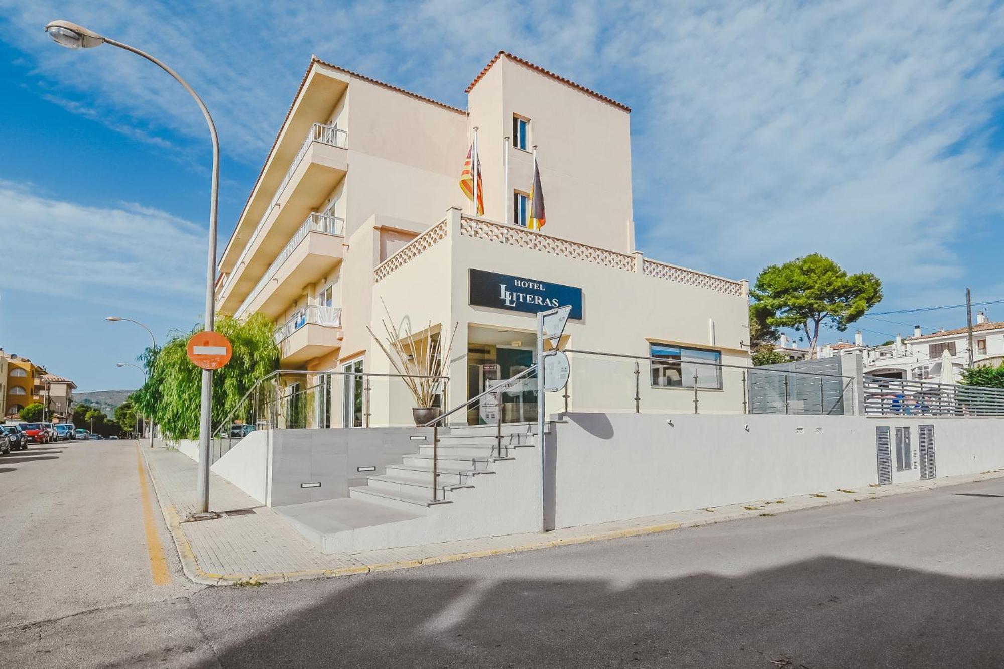 Hotel Lliteras Cala Ratjada  Extérieur photo