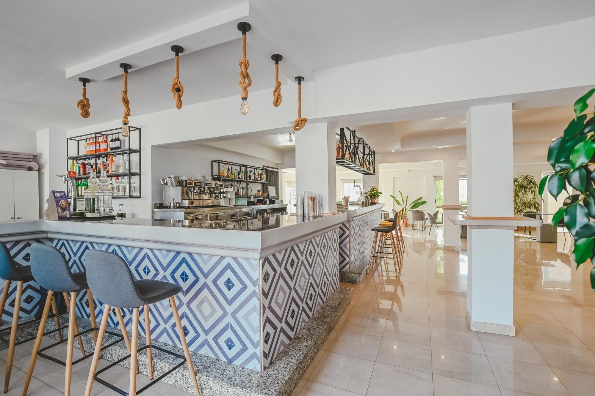Hotel Lliteras Cala Ratjada  Extérieur photo