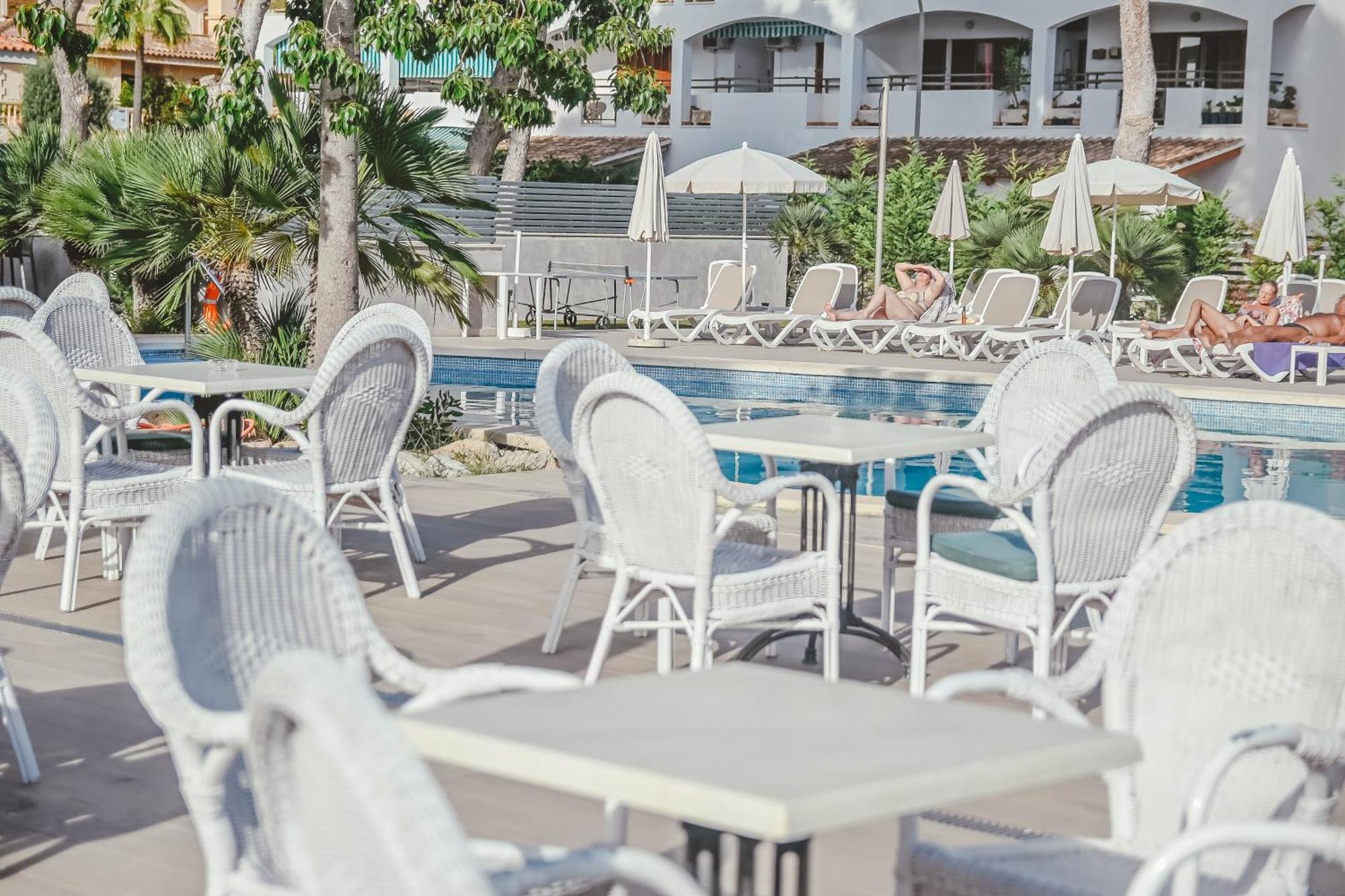 Hotel Lliteras Cala Ratjada  Extérieur photo