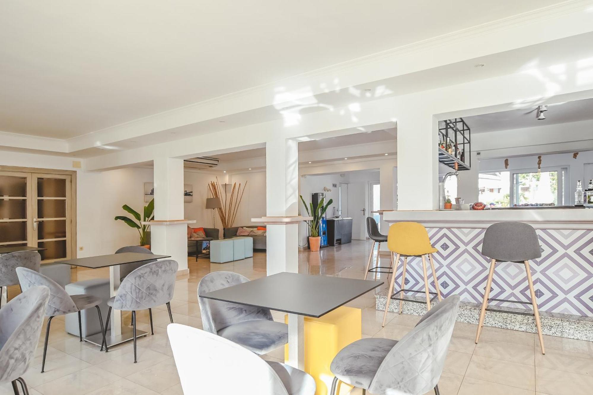 Hotel Lliteras Cala Ratjada  Extérieur photo
